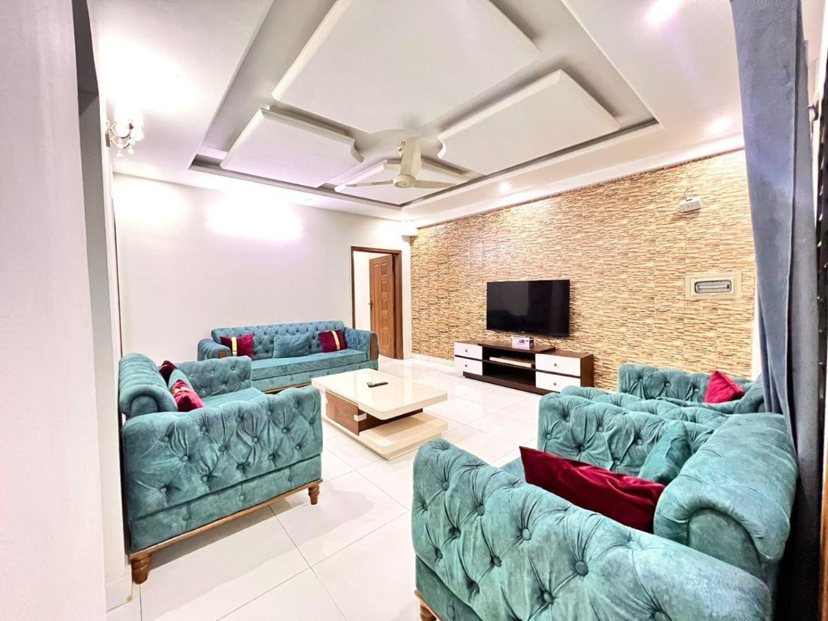 Luxury Apartment Rentals Islamabad Exterior foto